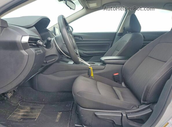 1N4BL4BV6RN376045 2024 NISSAN ALTIMA Silver Vista interior delantera
