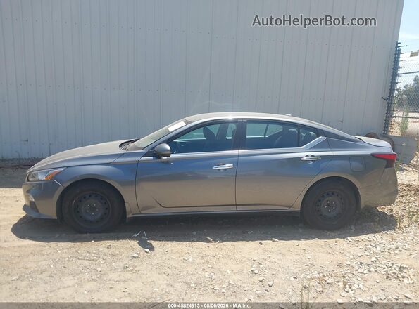 1N4BL4BV7KN305667 2019 NISSAN ALTIMA Gray 360 interior view