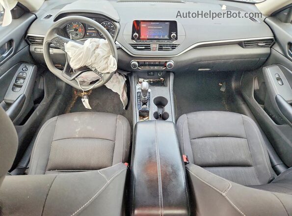 1N4BL4BV8RN348151 2024 NISSAN ALTIMA Silver Widok deski rozdzielczej