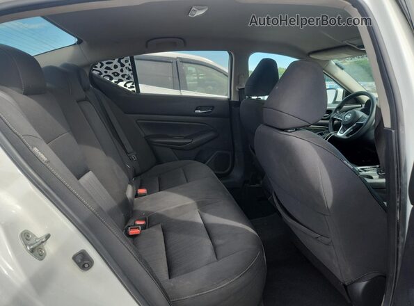 1N4BL4BV9LC179065 2020 NISSAN ALTIMA White Vista de los asientos traseros