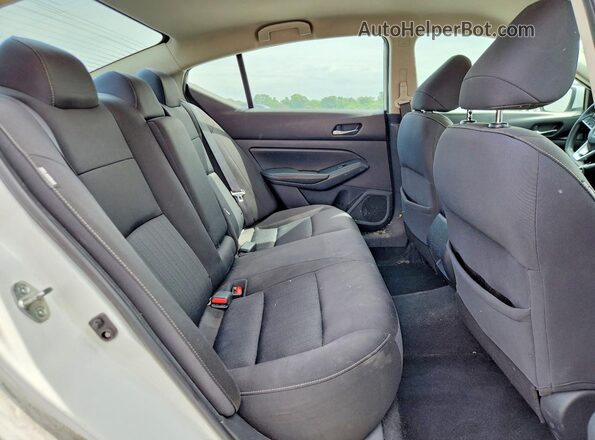 1N4BL4BV9LC200674 2020 NISSAN ALTIMA White Widok tylnych siedzeń