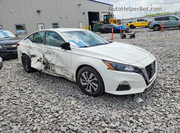1N4BL4BV9NN332731 2022 NISSAN ALTIMA White Front right