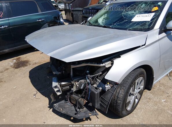 1N4BL4BV9NN361498 2022 NISSAN ALTIMA Silver Widok z przodu