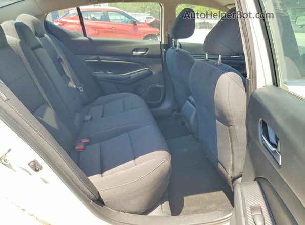 1N4BL4BV9NN406813 2022 NISSAN ALTIMA White Вид задніх сидінь