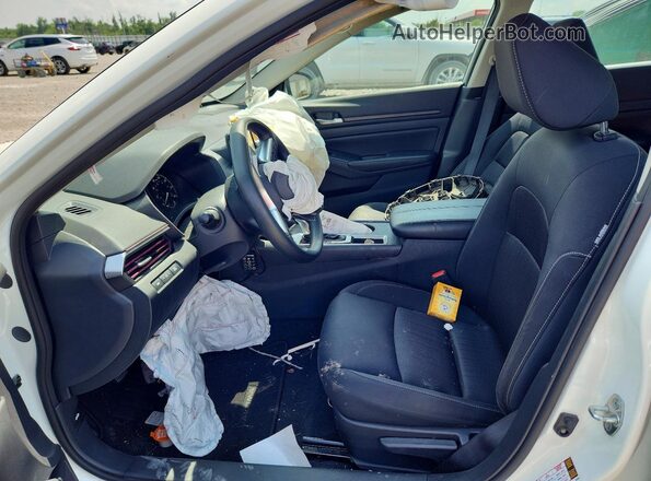 1N4BL4BV9NN406956 2022 NISSAN ALTIMA White Widok wnętrza z przodu