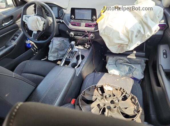 1N4BL4BV9NN406956 2022 NISSAN ALTIMA White Widok deski rozdzielczej