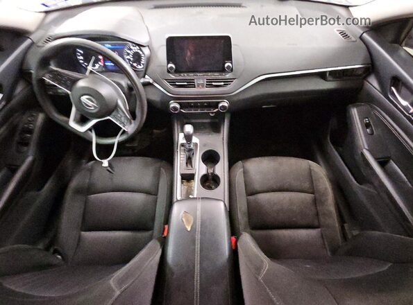 1N4BL4BVXKC146705 2019 NISSAN ALTIMA Silver Dashboard view