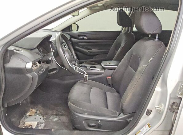 1N4BL4BVXKC146705 2019 NISSAN ALTIMA Silver Front interior view