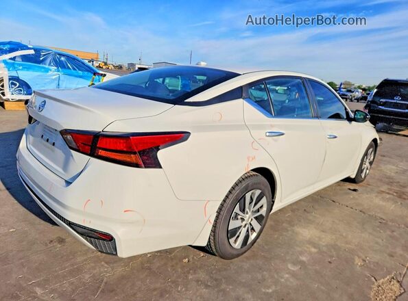 1N4BL4BVXKC256797 2019 NISSAN ALTIMA Белый Задняя правая четверть