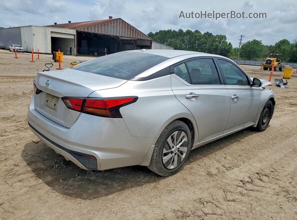 1N4BL4BVXKN323967 2019 NISSAN ALTIMA Silver Tył prawy