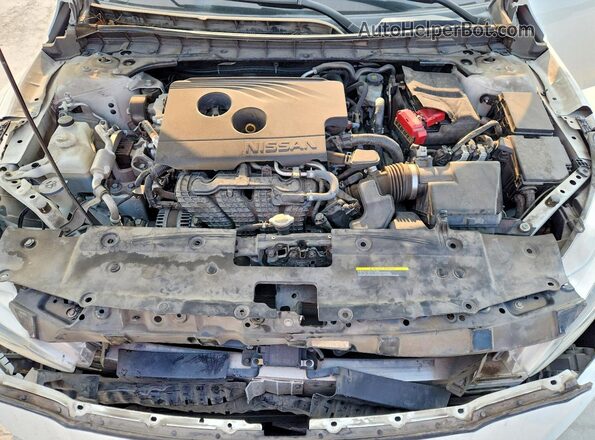 1N4BL4BVXKN325038 2019 NISSAN ALTIMA Белый Вид задней части салона