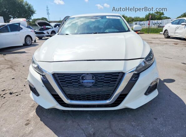 1N4BL4BVXMN359676 2021 NISSAN ALTIMA White Vista frontal