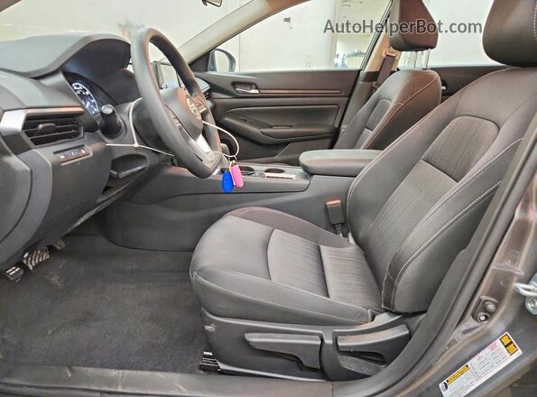1N4BL4BVXNN366287 2022 NISSAN ALTIMA Gray Front interior view