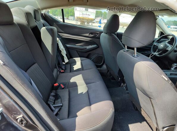 1N4BL4BVXRN304944 2024 NISSAN ALTIMA Gray Vista de los asientos traseros