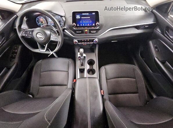 1N4BL4BVXSN327159 2025 NISSAN ALTIMA White Dashboard view