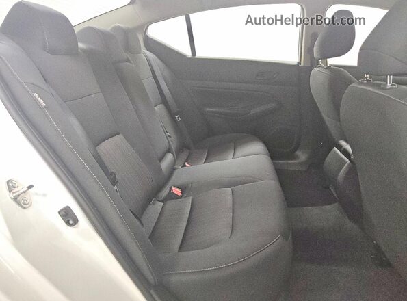 1N4BL4BVXSN327159 2025 NISSAN ALTIMA White Rear seats view
