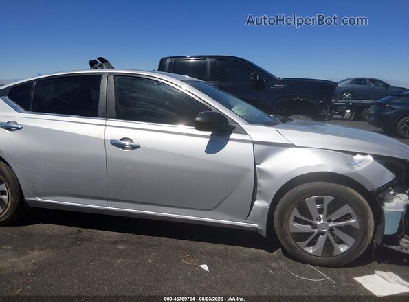 1N4BL4BVXSN345340 2025 NISSAN ALTIMA Gray Widok wnętrza 360 stopni