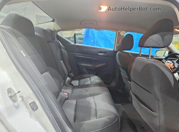1N4BL4BW7KC218971 2019 NISSAN ALTIMA White Vista de los asientos traseros