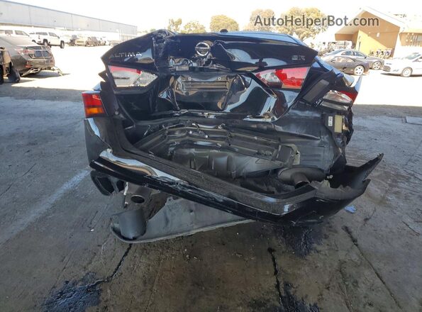 1N4BL4CV0LC141870 2020 NISSAN ALTIMA Black Rear view