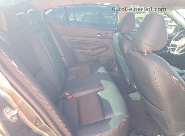 1N4BL4CV0NN336245 2022 NISSAN ALTIMA Gray Widok tylnych siedzeń