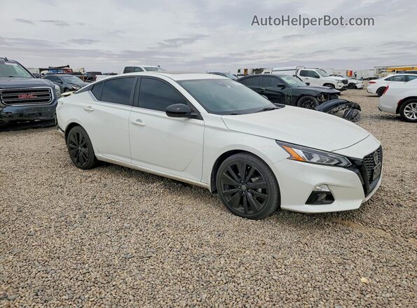 1N4BL4CV0NN345964 2022 NISSAN ALTIMA White Delantero derecho
