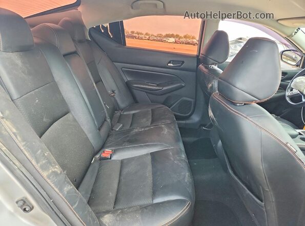 1N4BL4CV1LC233019 2020 NISSAN ALTIMA Silver Հետևի նստատեղերի տեսք
