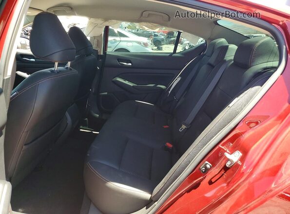 1N4BL4CV1LC281815 2020 NISSAN ALTIMA Red Widok tylnych siedzeń