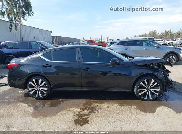 1N4BL4CV1MN414014 2021 NISSAN ALTIMA Черный Вид задней части салона