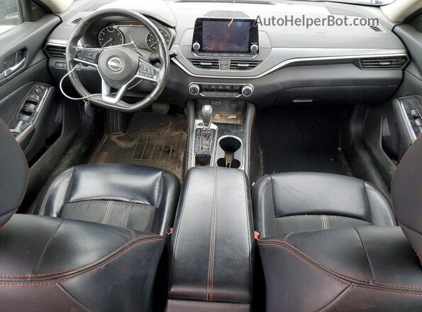 1N4BL4CV1RN305740 2024 NISSAN ALTIMA Blue Dashboard view