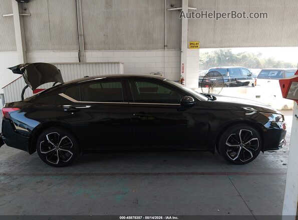 1N4BL4CV1RN328726 2024 NISSAN ALTIMA Black Vista interior trasera