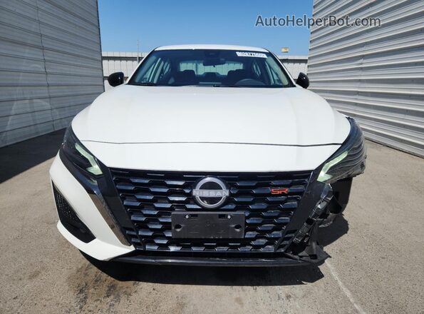 1N4BL4CV1SN431876 2025 NISSAN ALTIMA Белый Панорамный вид салона 360°