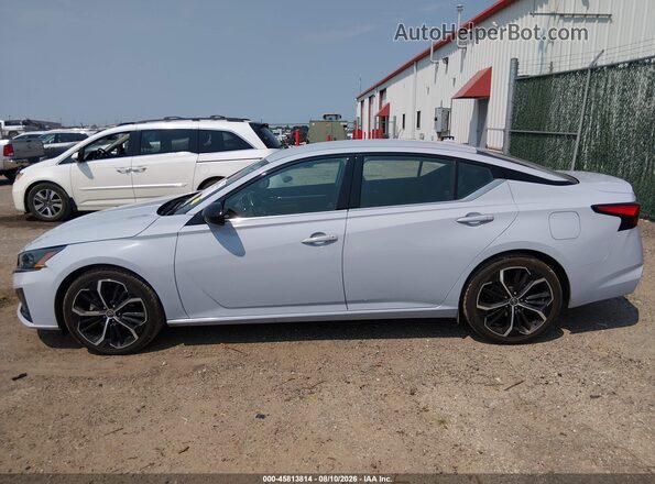 1N4BL4CV2PN366107 2023 NISSAN ALTIMA Gray სალონის 360-გრადუსიანი ხედი