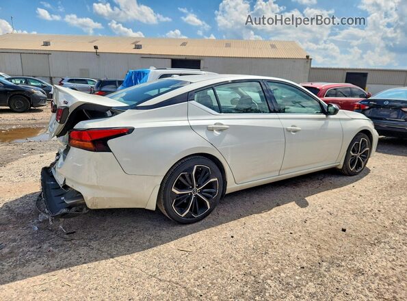 1N4BL4CV2RN424025 2024 NISSAN ALTIMA White Հետևի աջ