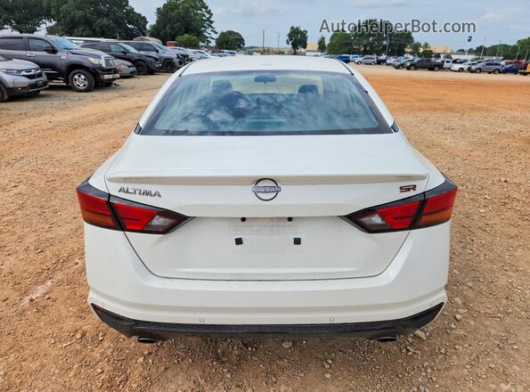 1N4BL4CV2RN435364 2024 NISSAN ALTIMA White Հետևի տեսք