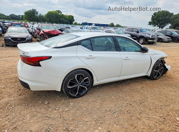 1N4BL4CV2RN435364 2024 NISSAN ALTIMA White Հետևի աջ