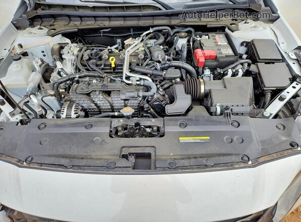 1N4BL4CV2RN435364 2024 NISSAN ALTIMA White Սալոնի հետևի տեսք