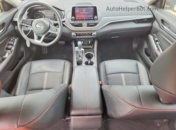 1N4BL4CV2RN435364 2024 NISSAN ALTIMA White Առջևի վահանակի տեսք