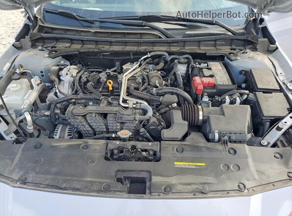 1N4BL4CV2SN310872 2025 NISSAN ALTIMA Blue Rear interior view