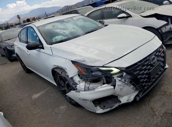 1N4BL4CV3PN323251 2023 NISSAN ALTIMA White Delantero derecho