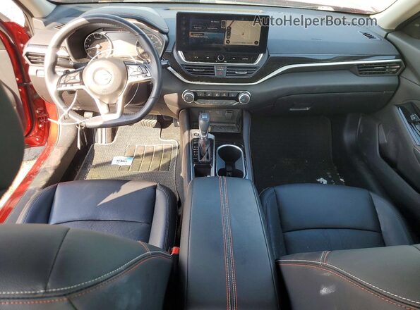 1N4BL4CV3RN302225 2024 NISSAN ALTIMA Красный Вид панели приборов