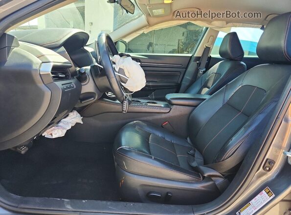 1N4BL4CV4KC163370 2019 NISSAN ALTIMA Серый Вид салона спереди