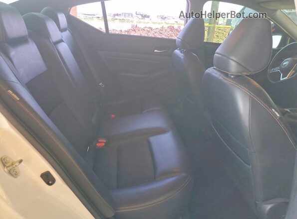 1N4BL4CV4KC213202 2019 NISSAN ALTIMA White უკანა სავარძლების ხედი