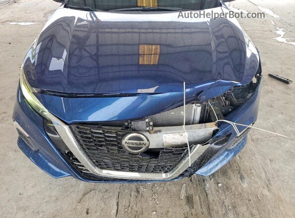 1N4BL4CV4LN317372 2020 NISSAN ALTIMA Blue Widok wnętrza z tyłu
