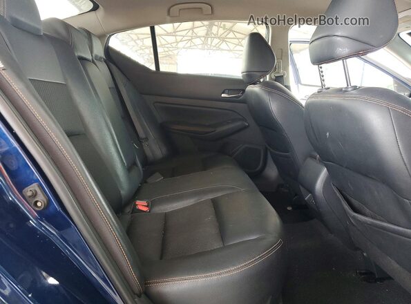 1N4BL4CV4LN317372 2020 NISSAN ALTIMA Blue Widok tylnych siedzeń