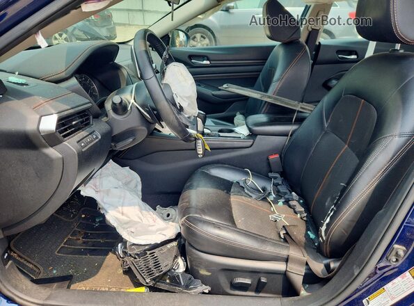 1N4BL4CV4MN325666 2021 NISSAN ALTIMA Blue Front interior view