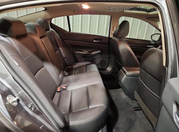 1N4BL4CV4MN340068 2021 NISSAN ALTIMA Gray Rear seats view