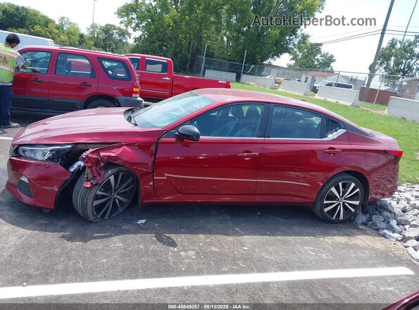 1N4BL4CV4MN389223 2021 NISSAN ALTIMA Red Սալոնի հետևի տեսք