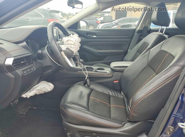 1N4BL4CV4NN374447 2022 NISSAN ALTIMA Blue Widok wnętrza z przodu