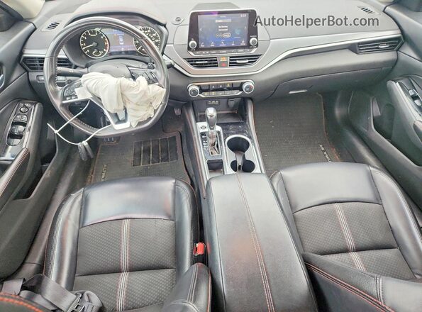 1N4BL4CV4RN331703 2024 NISSAN ALTIMA Черный Вид панели приборов