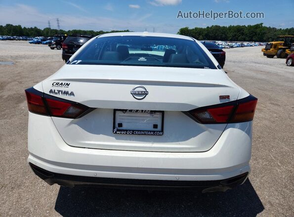 1N4BL4CV4RN382733 2024 NISSAN ALTIMA White Vista trasera